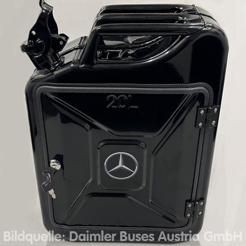 Kanibox Mercedes Busse